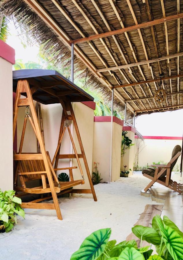 Chaalu Mathiveri Inn Exterior foto